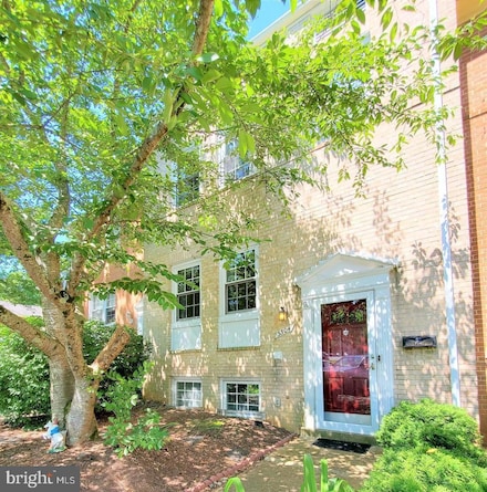 3304 Applegate Ct, Annandale, VA 22003
