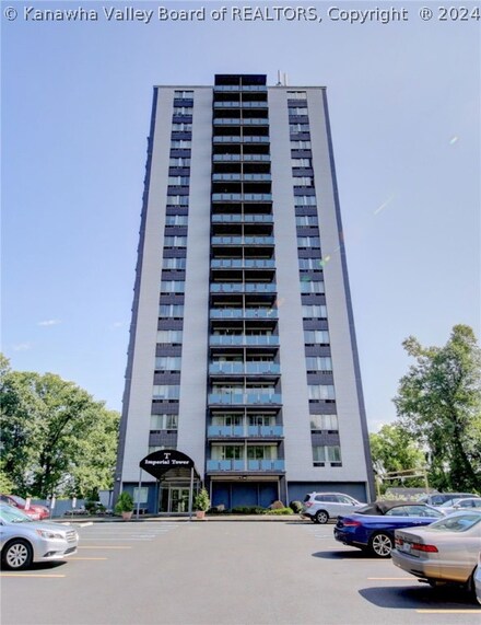 1800 Roundhill Rd Unit 1007, Charleston, WV 25314