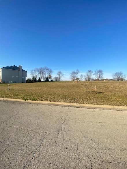 479 Burled Wood Dr, Poplar Grove, IL 61065
