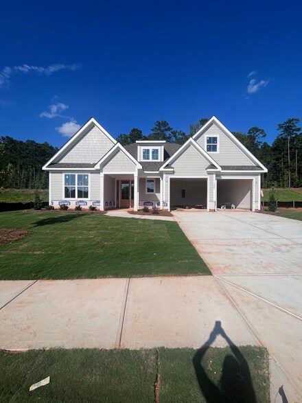 1330 Legend Dr, Greensboro, GA 30642