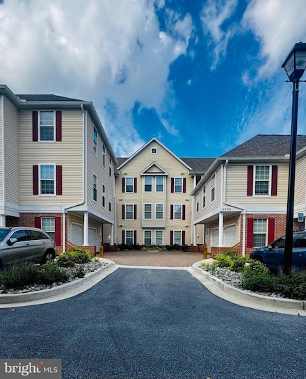 5002 Hollington Dr Unit 303, Owings Mills, MD 21117