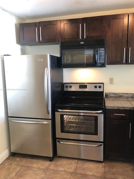 492 NW 165th St Unit C514, Miami, FL 33169