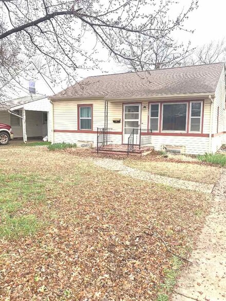 822 N Anthony Ave, Anthony, KS 67003