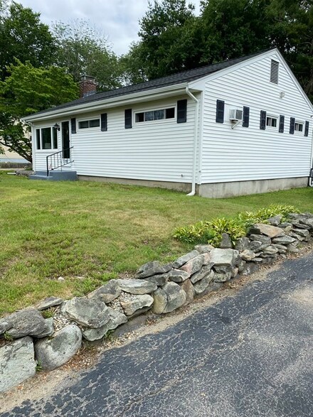 128 Brooks Place, West Bridgewater, MA 02379