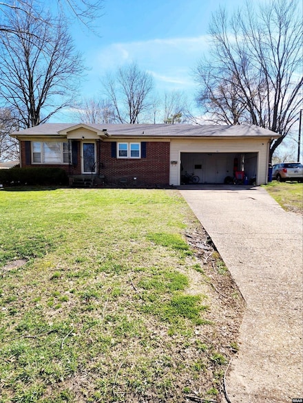 405 K St, Martin, TN 38237