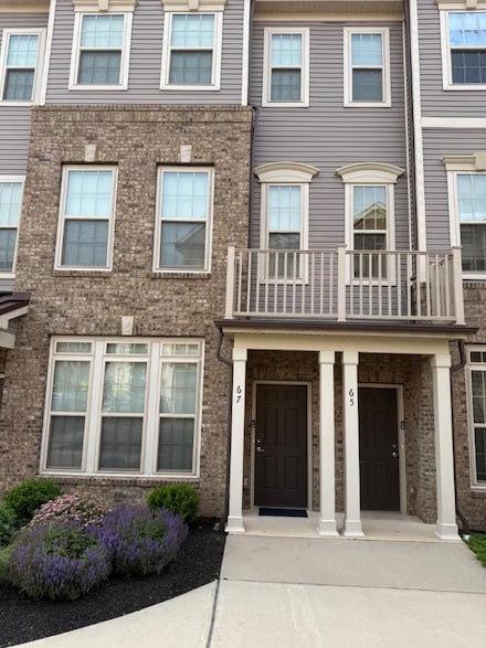 67 Robeson St, Somerville, NJ 08876