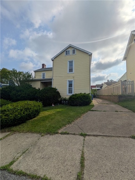 725 Chartiers St Unit 3, Bridgeville, PA 15017