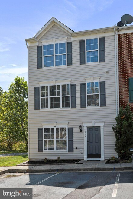 1214 Pendleton Ln, Strasburg, VA 22657