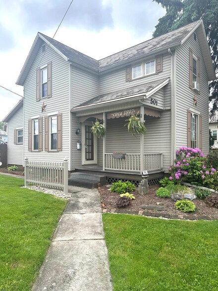 501 W Charles St, Bucyrus, OH 44820