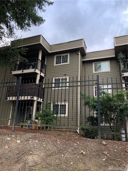 28307 18th Ave S Unit B-304, Federal Way, WA 98003