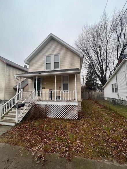 911 Merchant St, Alpena, MI 49707