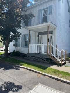 40 South St, Waterford, NY 12188