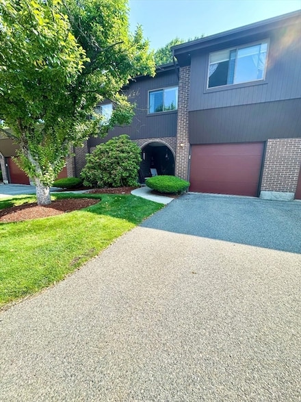 6 Tamarack Ln Unit 6, Peabody, MA 01960