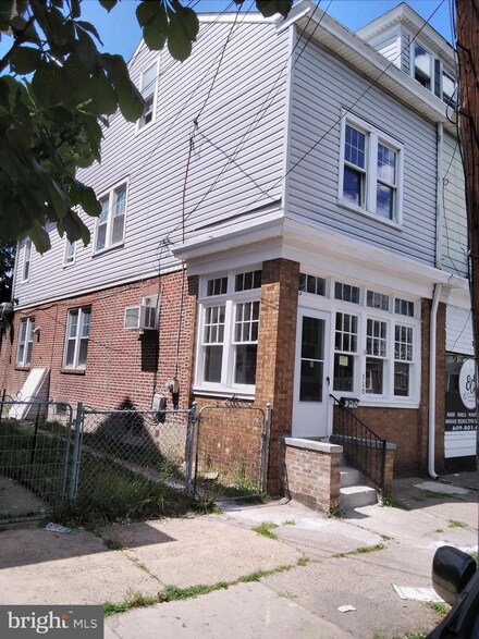 320 Dayton St, Trenton, NJ 08610