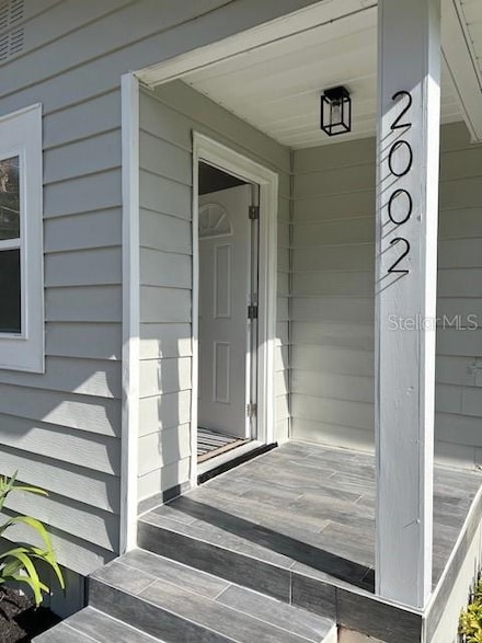 2002 E Hanna Ave, Tampa, FL 33610
