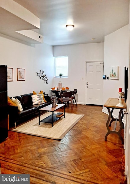 4064 Parkside Ave Unit 2, Philadelphia, PA 19104