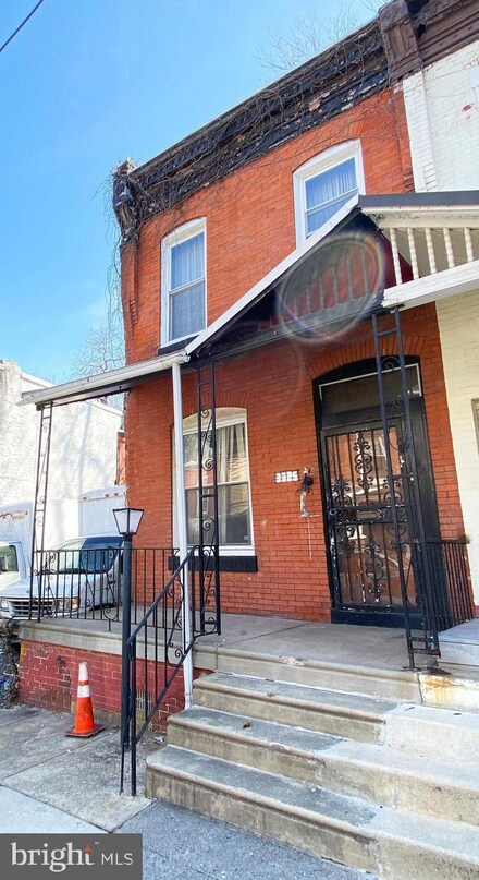 3325 N Smedley St, Philadelphia, PA 19140