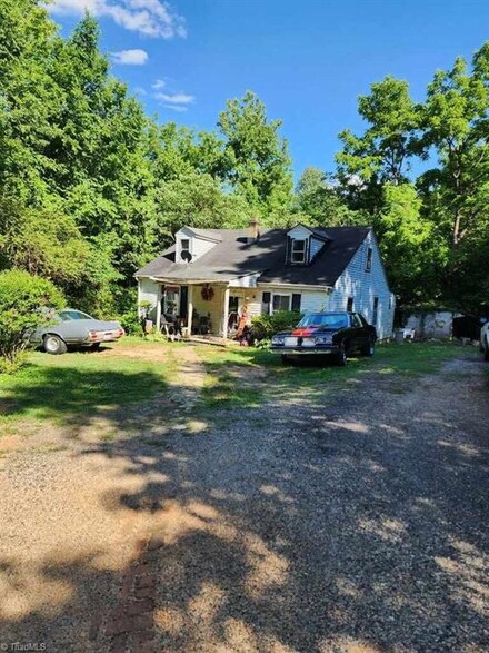 2543 Culver Rd, Blanch, NC 27212