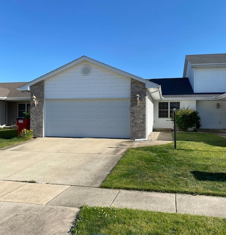 3505 Boulder Ridge Dr, Champaign, IL 61822