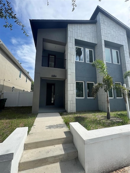 2138 W Beach St, Tampa, FL 33607