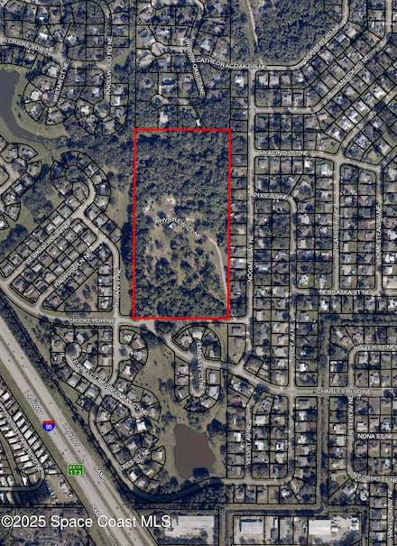 825 Cricket Dr NE, Palm Bay, FL 32907