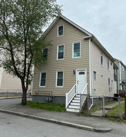 21 Sigel St, Worcester, MA 01610