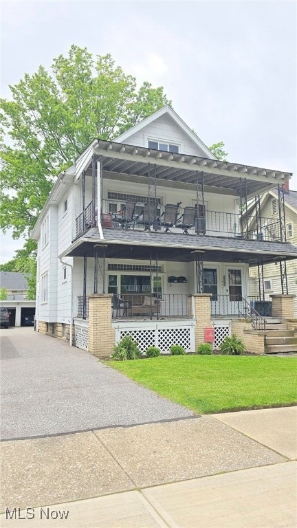 1300 Ethel Ave, Lakewood, OH 44107