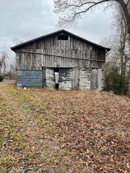 11 W Ridge Rd, Beattyville, KY 41311