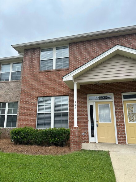 3400 Old Bainbridge Rd Unit 305, Tallahassee, FL 32303