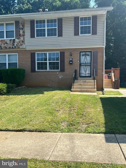 827 Carrington Ave, Capitol Heights, MD 20743