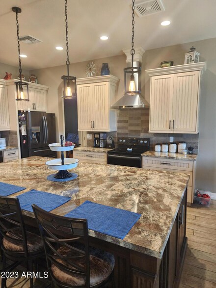 19409 W Arlington Rd, Buckeye, AZ 85326