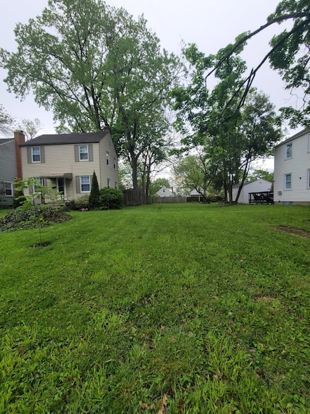 2922 Dresden St, Columbus, OH 43224