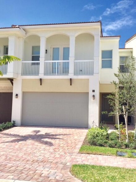100 NW 69th Cir Unit 9-2, Boca Raton, FL 33487