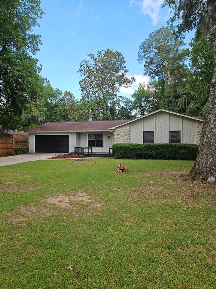 2305 Carrick Ct, Tallahassee, FL 32309
