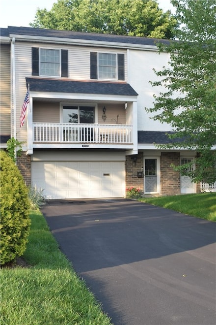 202 Roscommon Place, Canonsburg, PA 15317