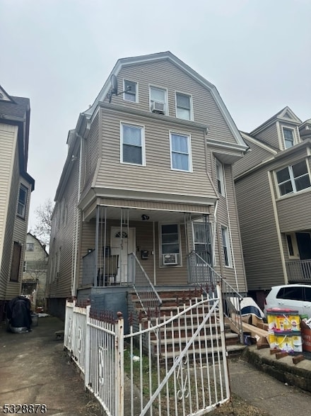 110 N 17th St, East Orange, NJ 07017