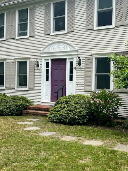 92 Brentwood Ln, Barnstable, MA 02675