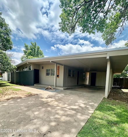 3811 29th St, Lubbock, TX 79410