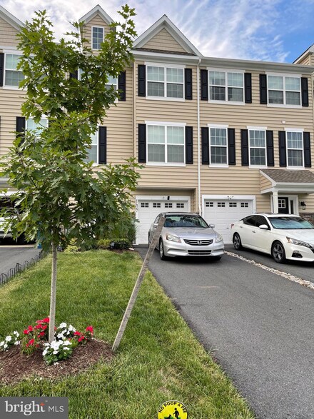 1427 Carrick Ct, Middletown, DE 19709