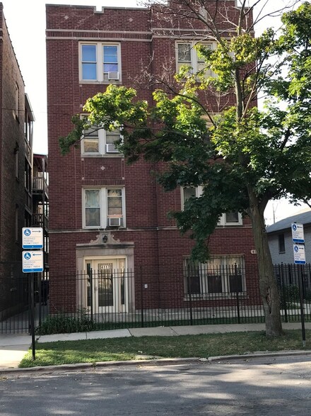 4117 W Kamerling Ave Unit AG, Chicago, IL 60651
