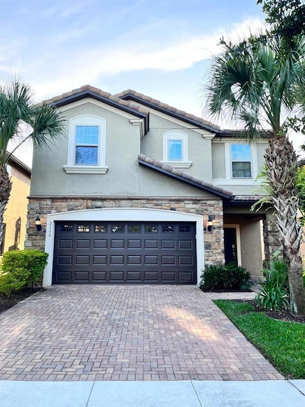 2112 Morocco Way, Kissimmee, FL 34747