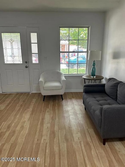 28 Delavan Ct, New Brunswick, NJ 08901