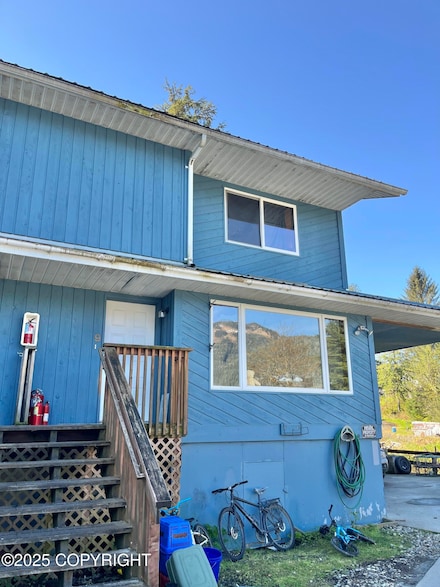 200 S 2nd St Unit 9, Petersburg, AK 99833