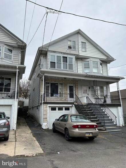 217 Virginia Ave, Shenandoah, PA 17976