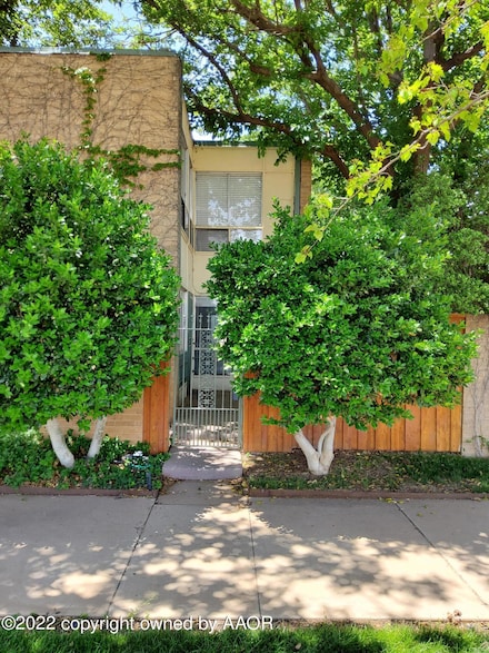 2400 S Polk St, Amarillo, TX 79109