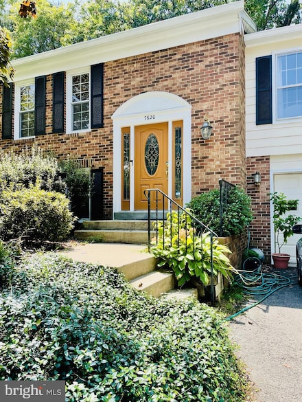 7620 Maritime Ln, Springfield, VA 22153
