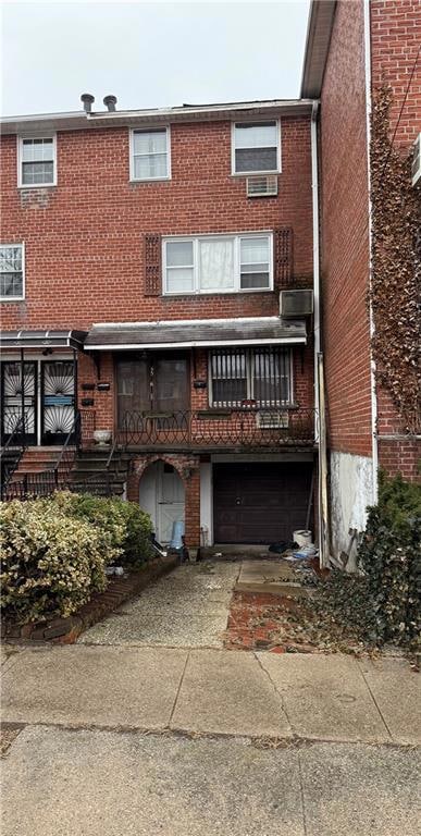 9506 Seaview Ct, Brooklyn, NY 11236