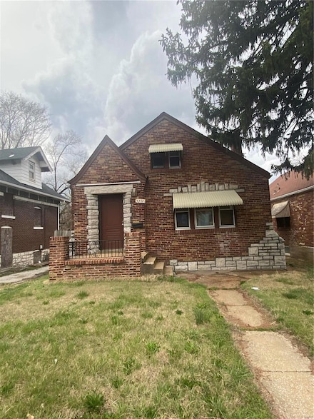 5747 Goodfellow Blvd, Saint Louis, MO 63136