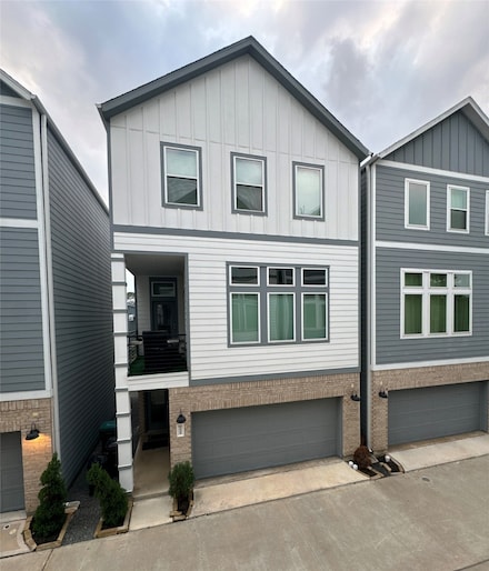 622 Janisch Rd Unit F, Houston, TX 77018