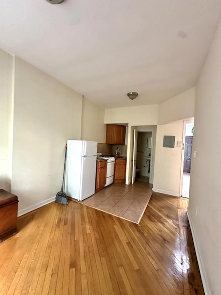 274 Gates Ave Unit 8, Brooklyn, NY 11216